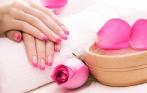 Порадуйте свои ручки! Маникюр и шеллак за 490 р., SPA-педикюр с покрытием за 750 р. в сети салонов «Леди»!
