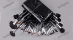 Кисти MAKE UP FOR YOU в футляре (15 в 1) 730 руб. вместо 1620 руб. СКИДКА 55%. Купон -  0 руб !!!