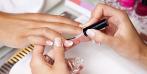 Скидка до 65% на маникюр и педикюр, массаж рук и стоп, покрытие лаком или Shellac в студии красоты Exclusive.