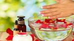 Spa маникюр и Spa педикюр с покрытием стойким гель-лаком или цветным профессиональным лаком. Скидка до 72%.