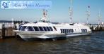 Прогулка на метеоре LUX или VIP-класса от Зимнего Дворца в Петергоф и обратно за 450 руб.!