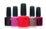 Комбинированный маникюр +  покрытие ногтей гель-лаком Shellac +украшение ногтей стразами  Сваровски со скидкой 71%. Заплатите всего 550 рублей