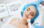 Скидки до 50% на пилинги для лица и шугаринг! 699 р. за  гальваническую чистку лица, 890 р. за пилинг Джесснера или гликолевый, 750 р. за шугаринг глубокого бикини