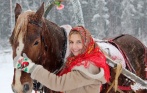 Скидка до 50% на катание на санях, прогулки на лошадях и пони в конном клубе «Селена»! 500 р. за катание детей на пони, 700 р. за прогулку на лошади, 1000 р. за катание на санях, 1500 р. за семейную прогулку
